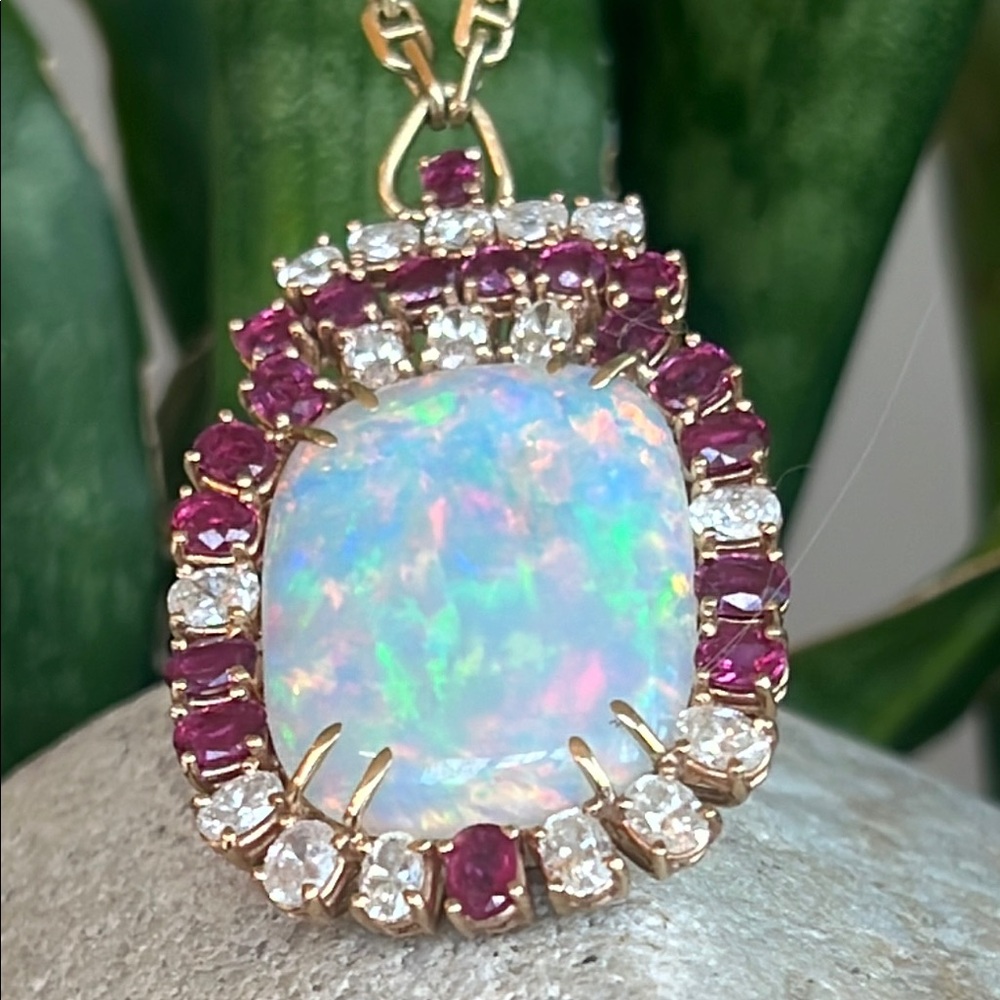 Sold. 18k diamond, ruby, and opal necklace - Picture 1 of 9